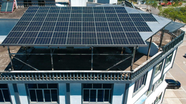 quyosh energiyasi tizimi 10 kVt gibrid volt 100ah lityum quyosh energiyasini saqlash batareyasi uy uchun quyosh energiyasining narxi